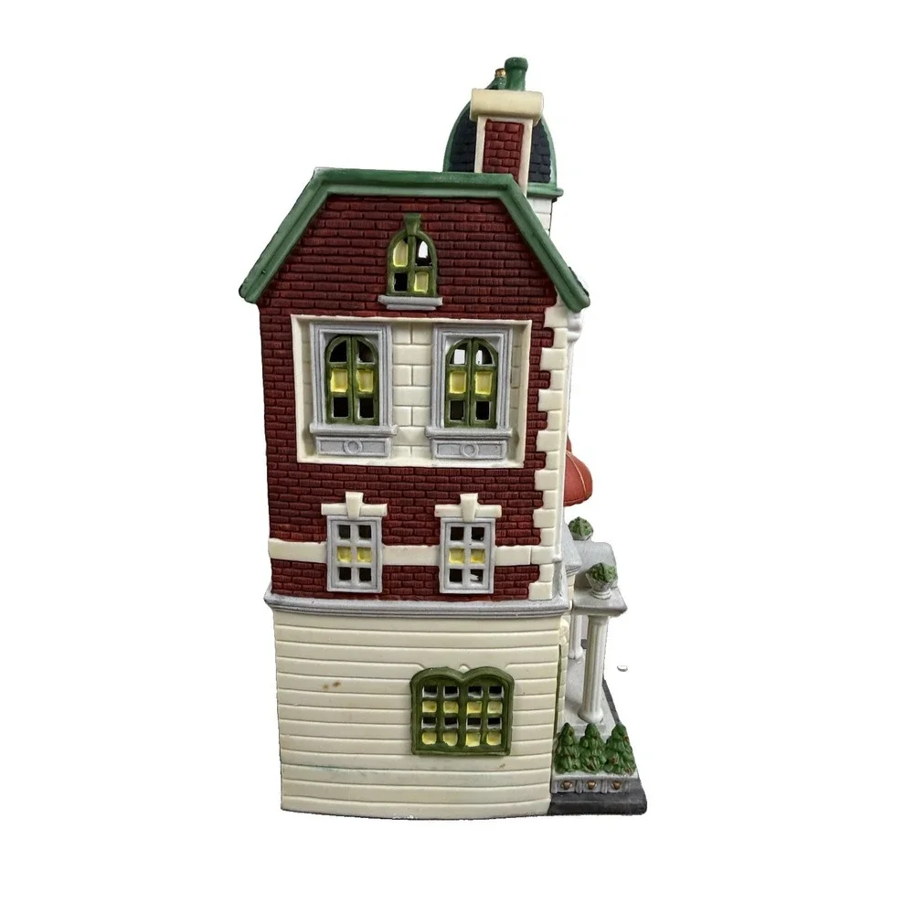 Dept 56 Heritage Village Ritz Hotel Christmas in the City  5973-0 Tested Boxed